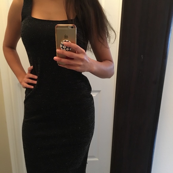 Poison & Ivy Sparkly Black Semi Form-fitting Dress - Picture 2 of 4